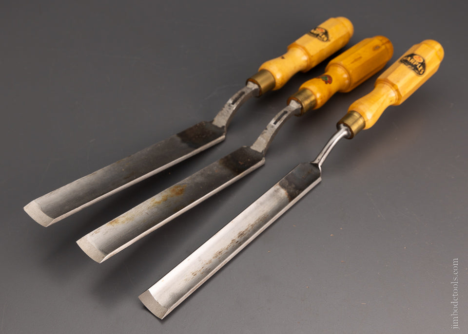 Dead Mint New Old Stock MARPLES Boxwood Handled Pattern Maker’s Crank Neck Paring Gouges - 105288