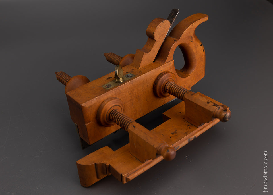 Fantastic D.R. BARTON Solid Boxwood Plow Plane - 106294