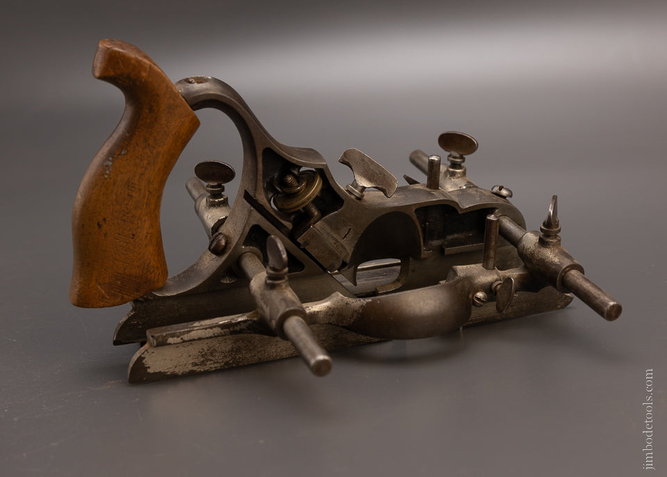 Fine SIEGLEY TOOL CO. Early Patent Combination Plane with Full Set of Cutters - 106917