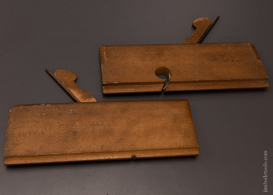 Clean Pair of Side Round Moulding Planes by BYWATER - 107153