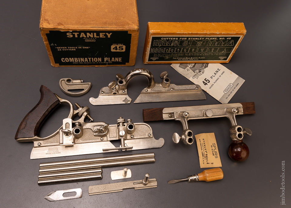 STANLEY No. 45 Combination Plow Plane Dead Mint 100% Complete in Box - 107193