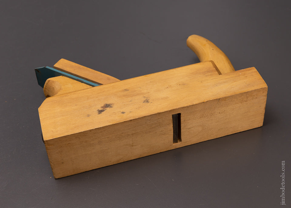 Mint Unused Horned European Smooth Plane - 107252