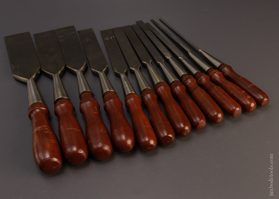 Near Mint Set of 12 P.S. & W. Socket Firmer Chisels - 107447