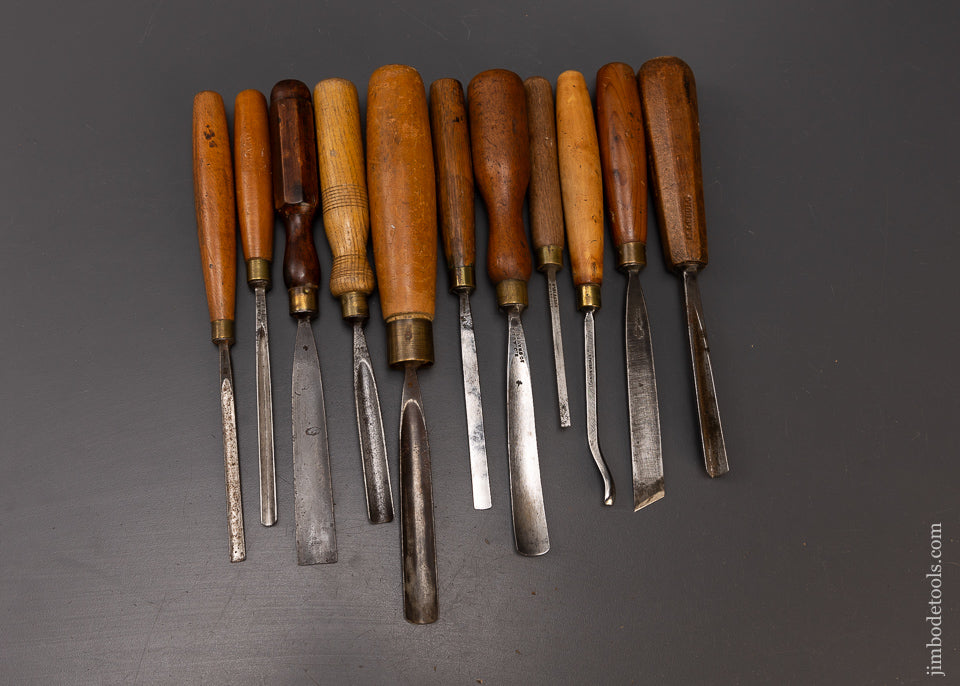 Good Set of 11 ADDIS Carving Chisels - 108829