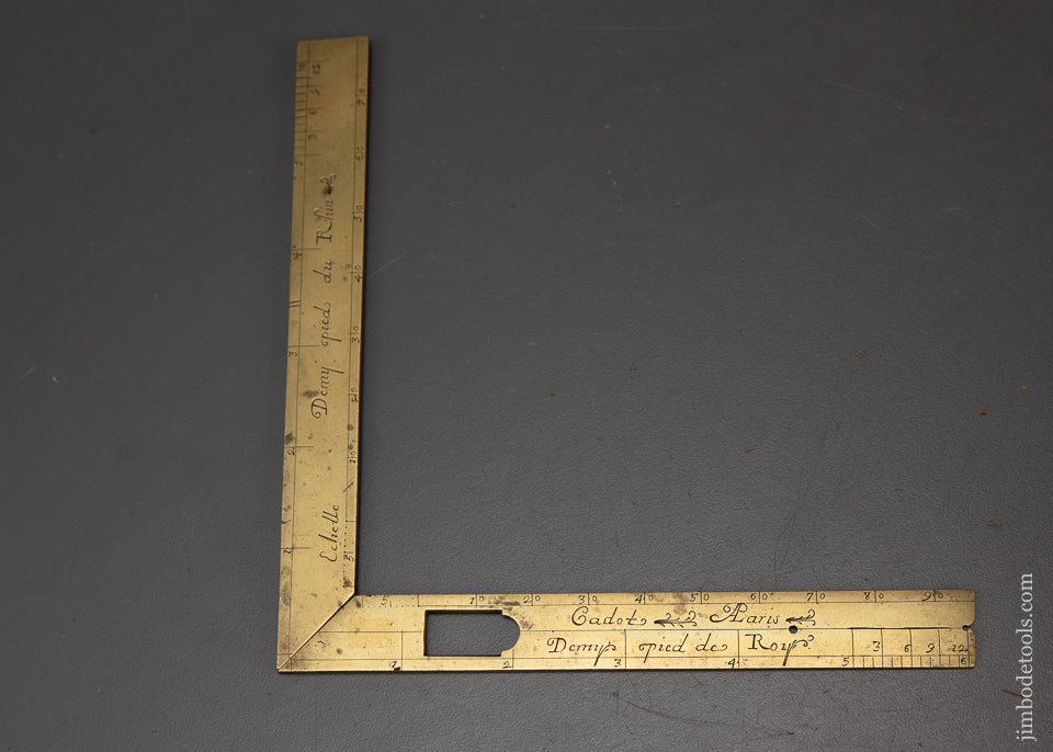 Folding Plumb Level & Square ca. 1730-53 by MICHAEL CADOT - 108969