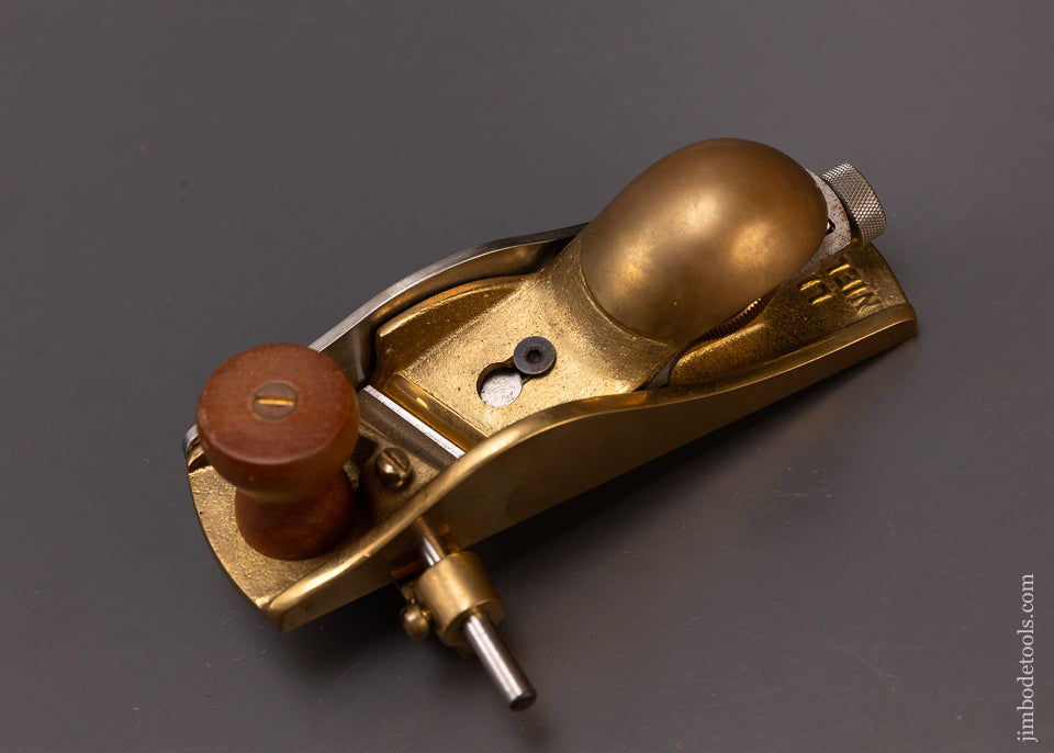 LIE NIELSEN No. 140 Bronze Skewed Iron Low Angle Block Plane - 108977