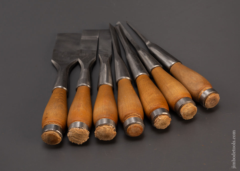 Fine Set of 7 BARR Bench Chisels - 109064