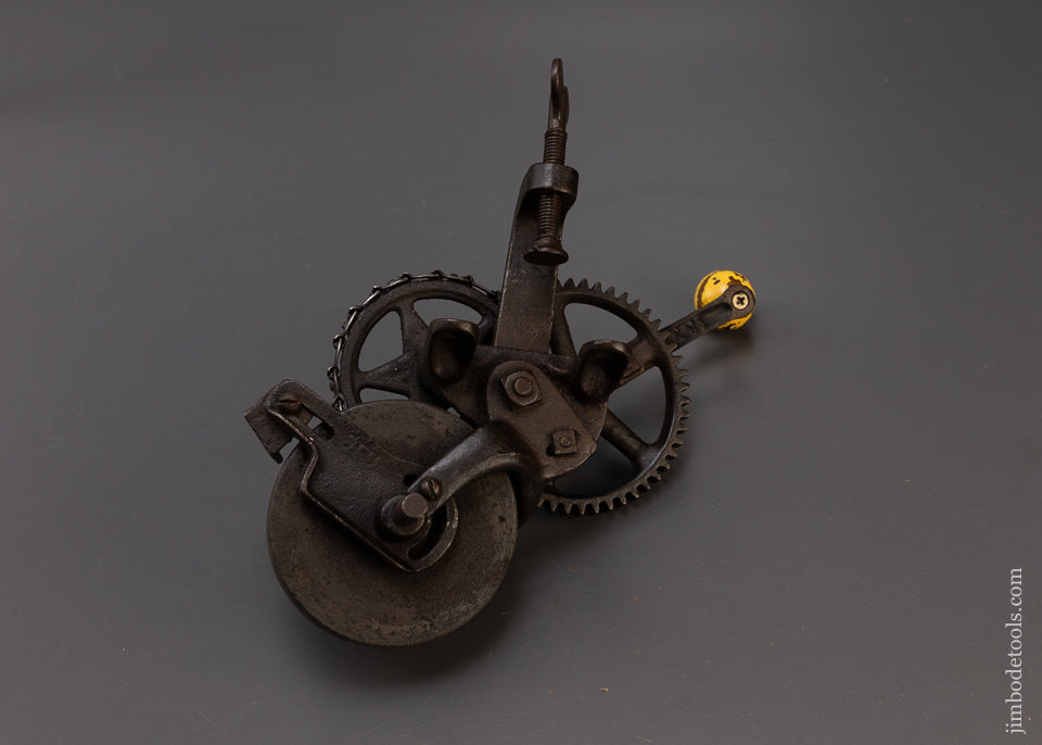 Great User Open Gear Chain Drive Hand Crank Grinder - 109138