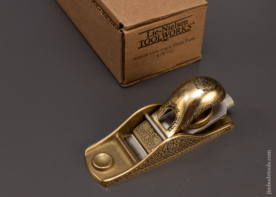 Stunning LIE NIELSEN No. 102 Low Angle Bronze Block Plane Lavishly Engraved by MIKHAIL DAVYDOV - 109223