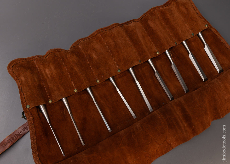 Dead Mint Set of 9 LIE NIELSEN Bevel Edge Socket Chisels in Original Leather Roll - 109432