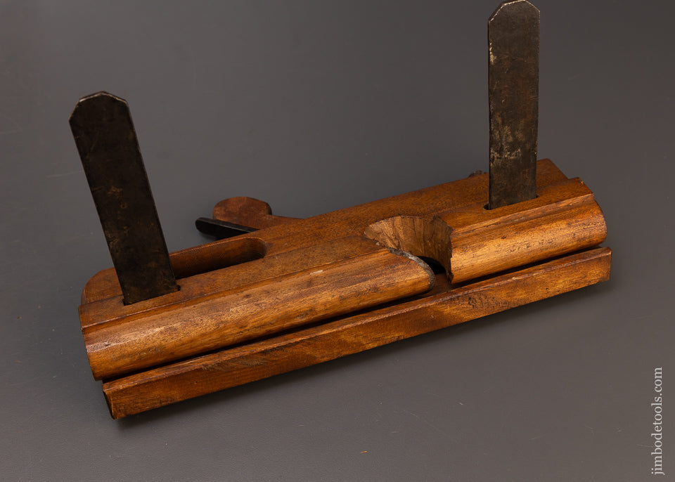 Primitive Well Made Adjustable Fence Fluting Plane - 109547