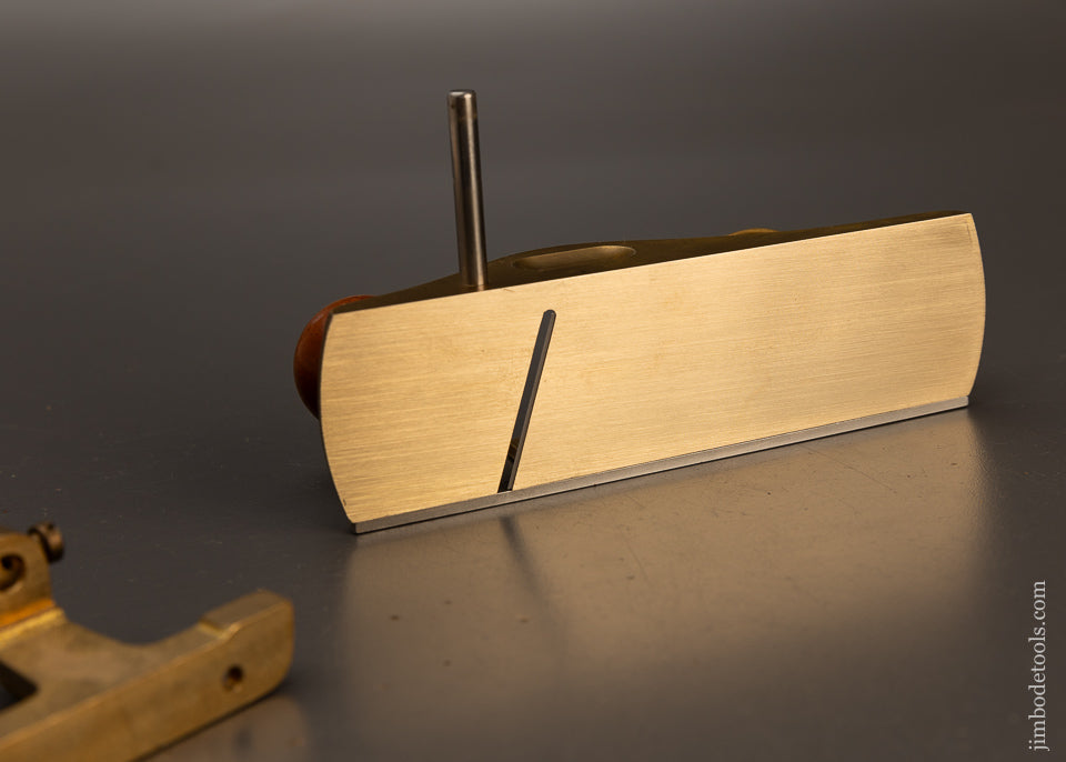 LIE NIELSEN No. 140 Skewed Block Plane with Fence Out of Stock at Lie Nielsen - 110601
