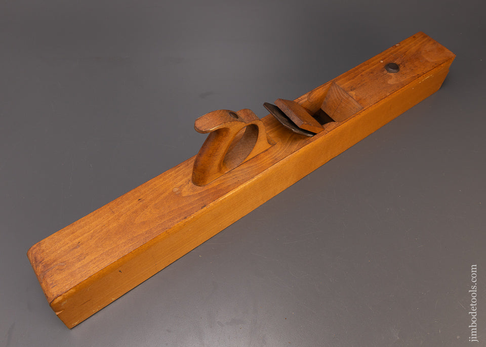 BODMAN & HUSSEY PAWTUCKET, R.I. New Old Stock 28 Inch Beech Joint Plane 2 STARS - 110720