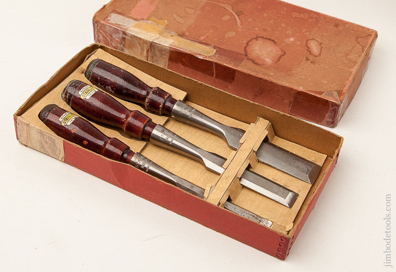 Set of Three STANLEY No. 750 Chisels NEAR MINT in Original Box