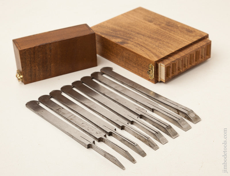 User Set of 8 Graduated WARD Plow Plane Irons in Custom Case