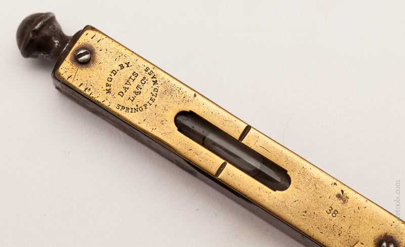 Beautiful! 4 1/2 Inch  L.L. DAVIS No. 38 Finial Level - 60934R