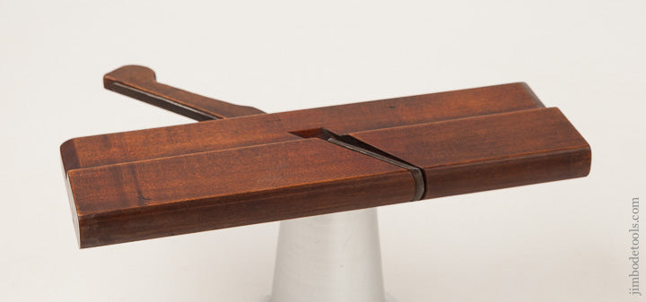 Beautiful 10 inch Round Molding Plane in yellow birch by JOHN PORRITT.- 64394R