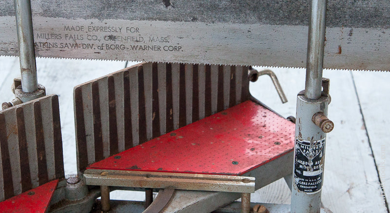 Miter Box MILLERS FALLS LANGDON No. 74 Mitre Box 100% COMPLETE with 28x5 inch ATKINS Saw with Guard - 70909