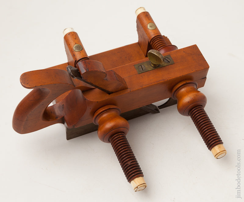 Crisp OHIO TOOL CO Boxwood Plow Plane circa 1851-1913 - 72246U