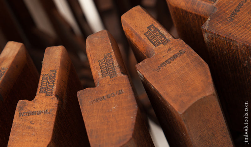 Set of 18 Cabinet Pitch 60 degrees Hollows & Rounds Moulding Planes EVENS by W. DIBB YORK circa 1800-1860 MINT - 72908