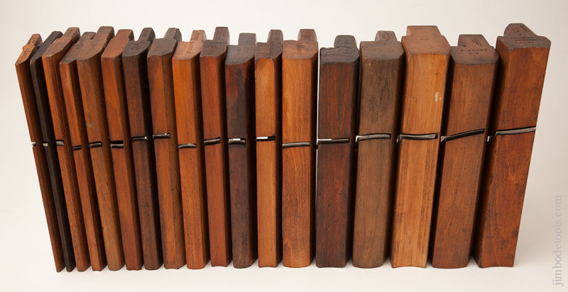 Complete Good User Set of 18 Hollows & Rounds Molding Planes - 73404