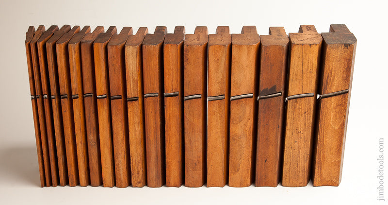 Complete Set of 18 Hollows & Rounds Moulding Planes by HIELDS NOTTINGHAM circa 1830-81 - 73892