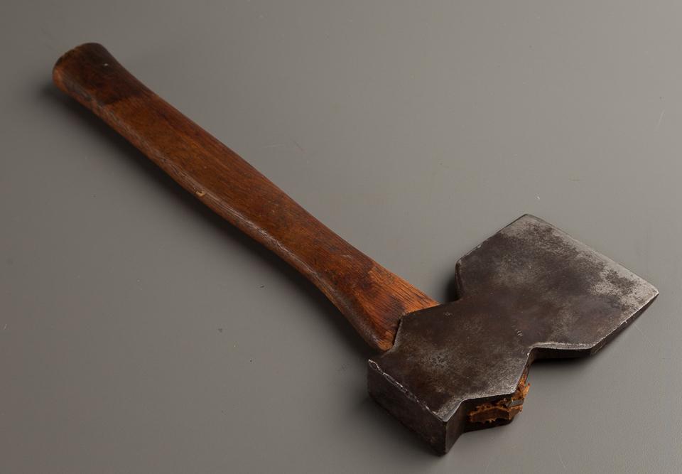 Unusual PLUMB Single Bevel Side Axe - 76342