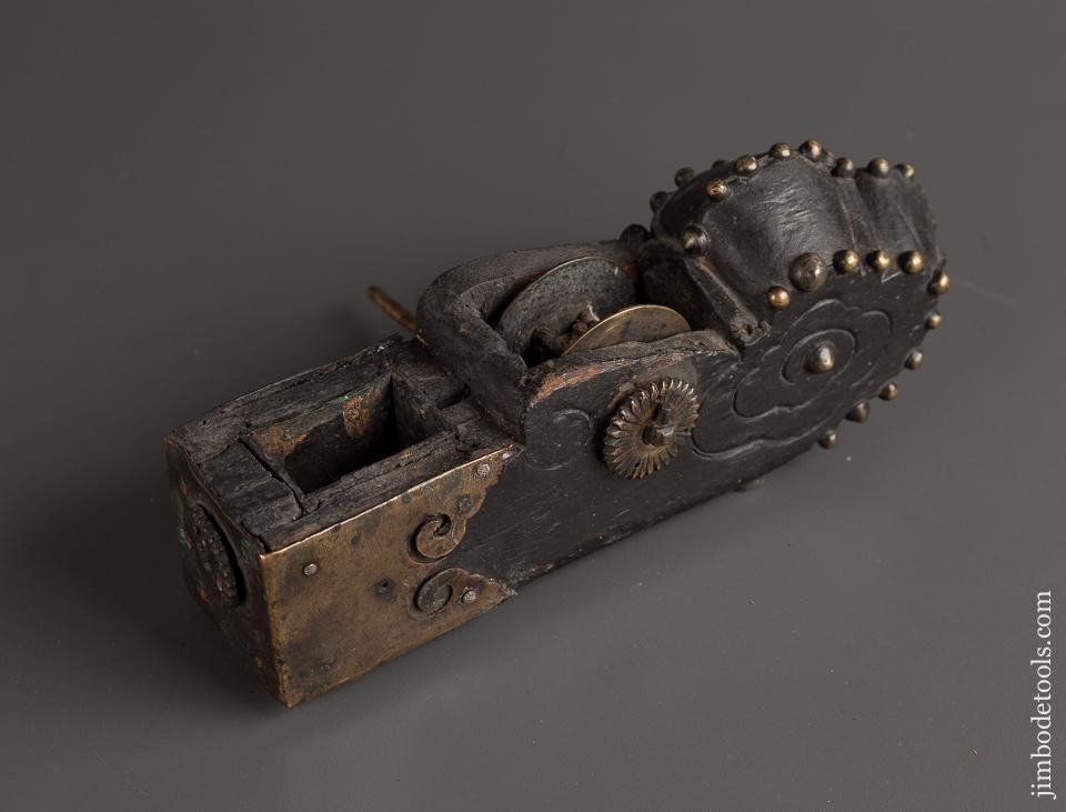 Awesome and Early! Chinese Ink Line Loaded with Brass Decorations! - 76453U