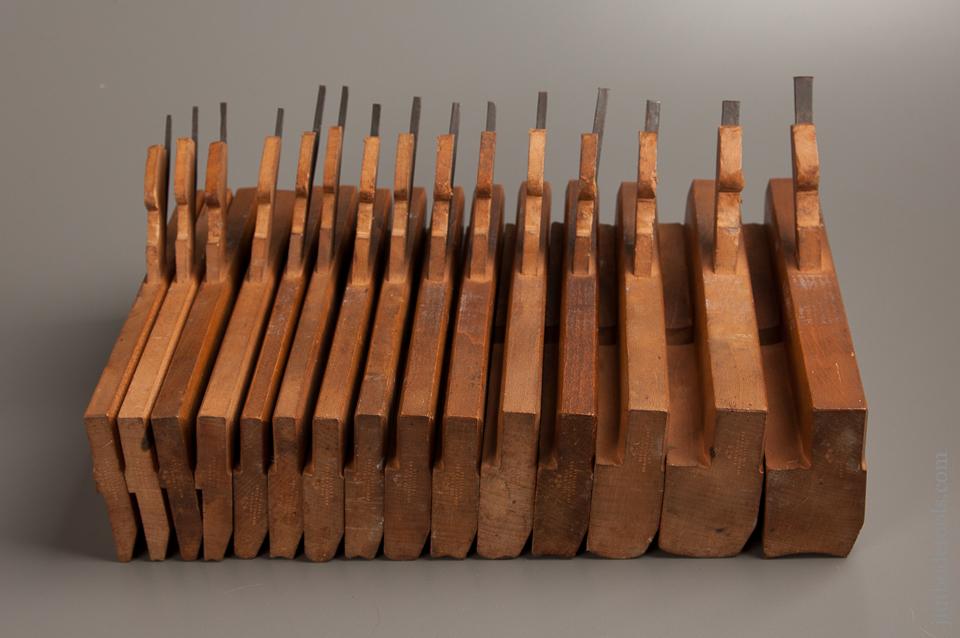 Crisp Set of 15 MARPLES Hollows & Rounds Moulding Planes circa 1856-1965 Sheffield - 77020
