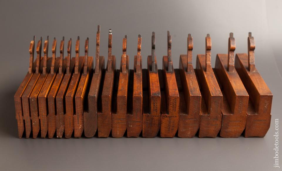 Complete Set of 18 GRIFFITHS NORWICH Hollows & Rounds Moulding Planes circa 1803-1958 EVENS - 77565