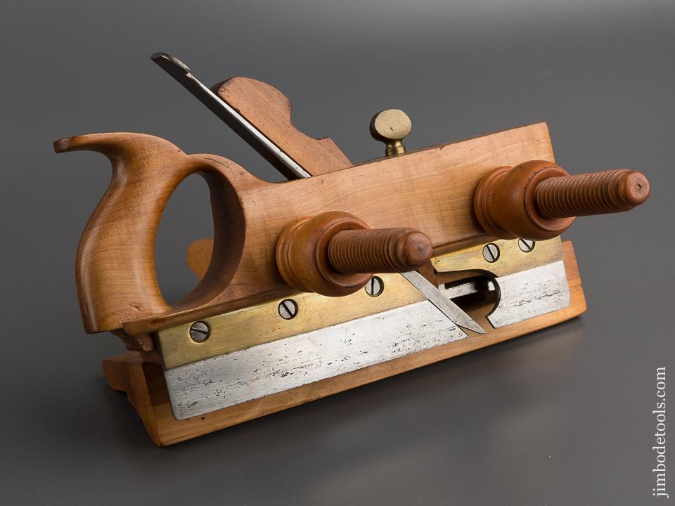 Crisp and Fine! UNION FACTORY H. CHAPIN No. 239 1/2 Applewood Plow Plane - 79160U