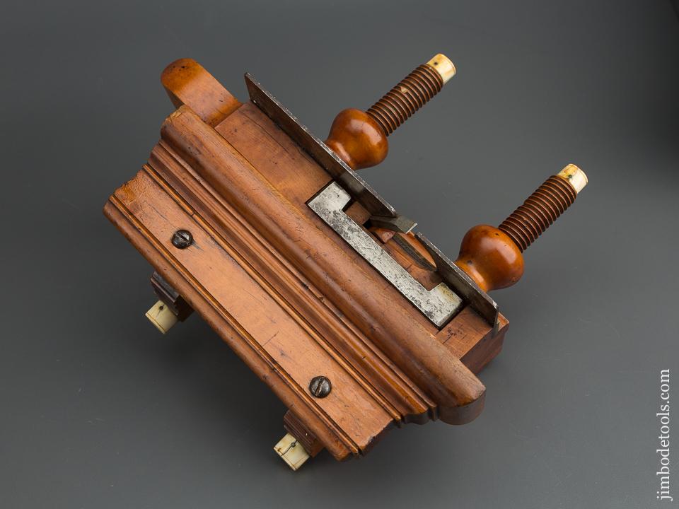 A. MEIER & CO ST. LOUIS MO Solid Boxwood Plow Plough Plane circa 1838-72 FINE - 79559U