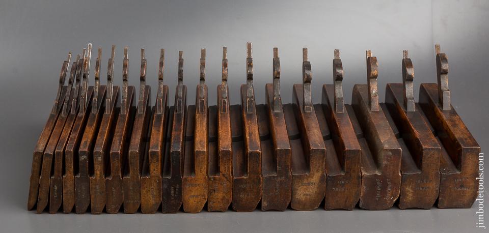 Crisp Set of 24 Moulding Planes by GLEAVE circa 1832-1868 Manchester - 80597