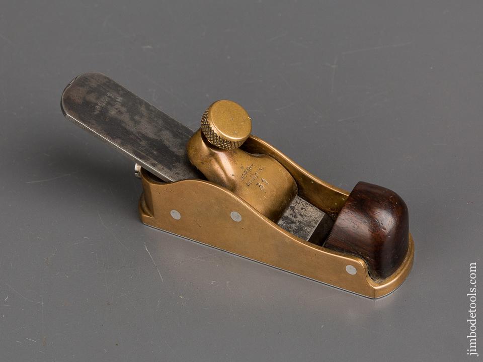 NORRIS NO. 31 Gunmetal and Rosewood Thumb Plane with Rosewood Infill and Original NORRIS Iron - 82370U