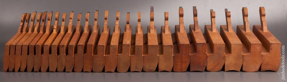 Near MINT Set of 24 Hollows & Rounds Molding Planes by D.R. BARTON circa 1832 MINT - 82596