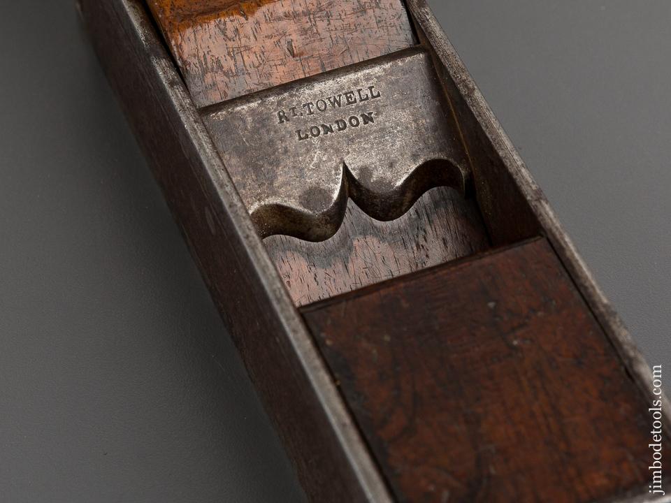 Awesome! ROB'T TOWELL Mitre Plane - 82635