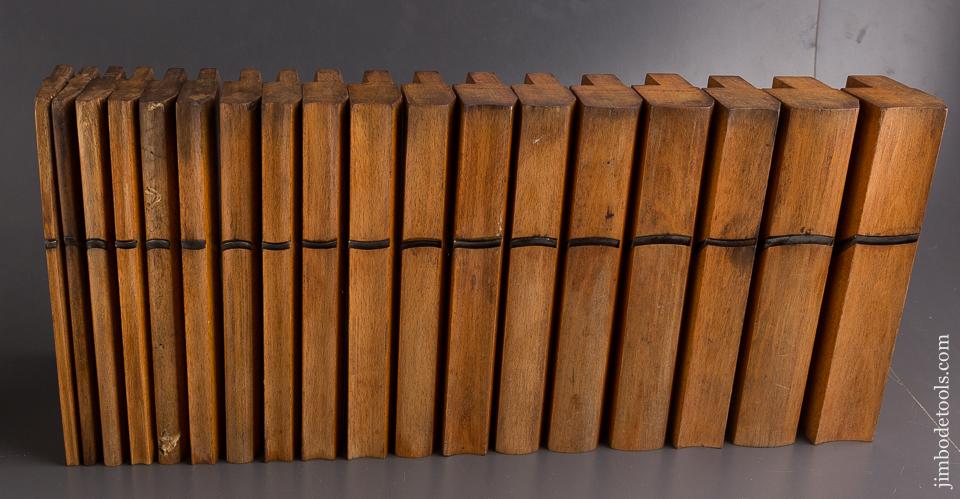 CRISP Set of 18 Hollows & Rounds Molding Planes by J.J. STYLES KINGSTON (NY) circa 1820-76 EVEN - 86010