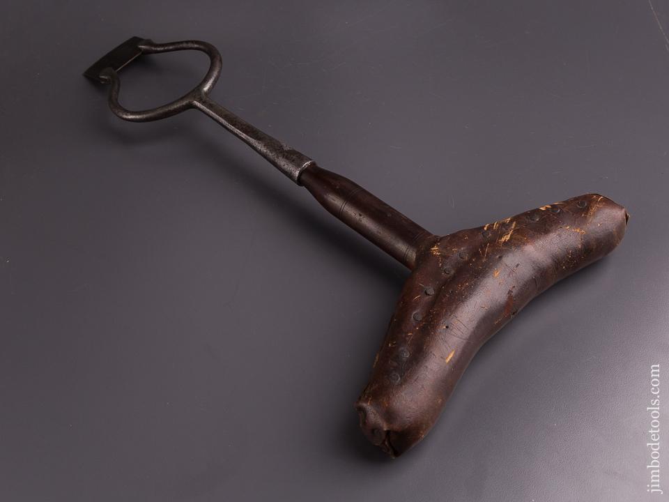 Unusual 20 inch Scraper with Leather Shoulder Rest - 86028