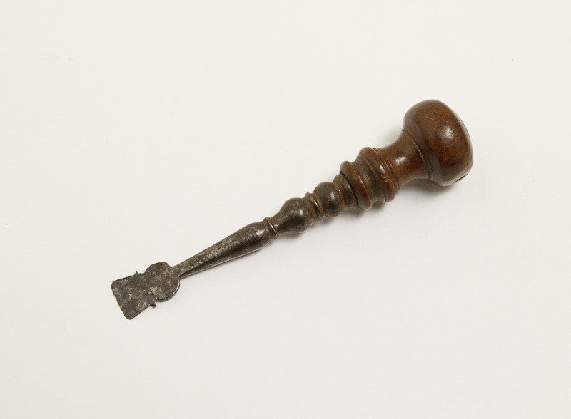 Fancy 18th Century Buttonhole Chisel
