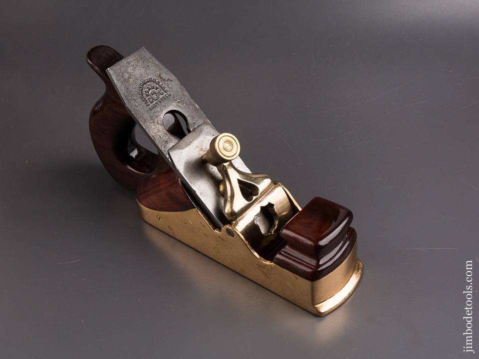 Amazing! Gunmetal Double Pierced Scottish Smooth Plane - 86323U