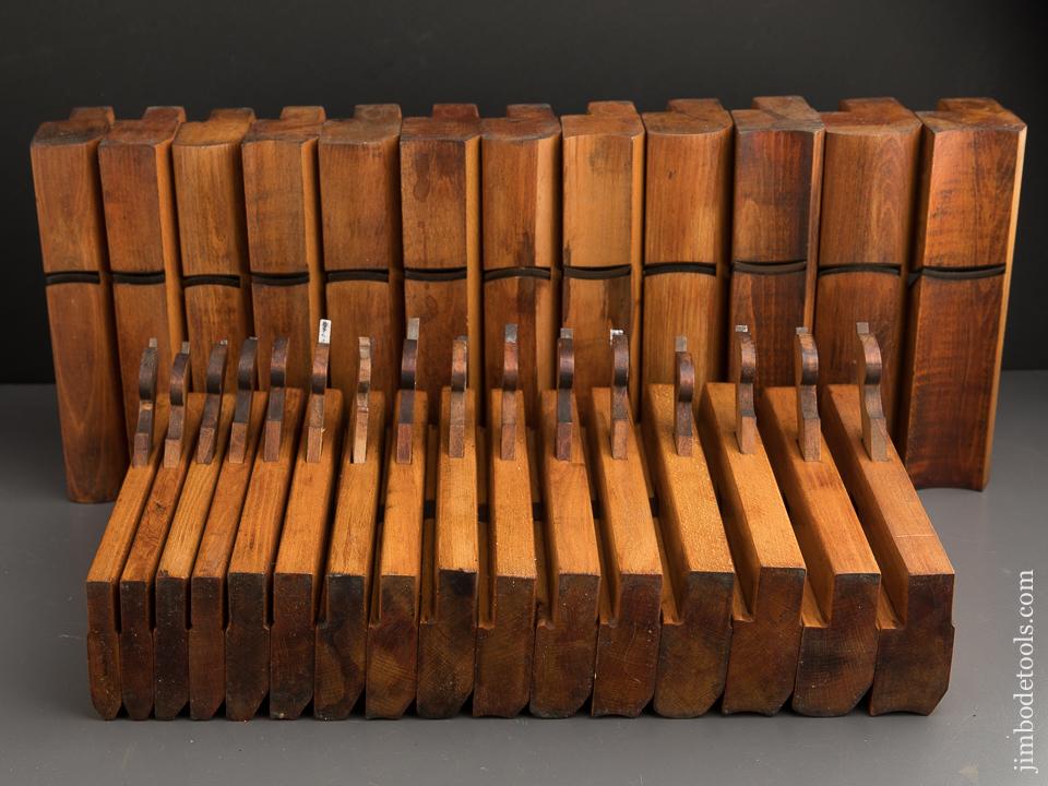 MASSIVE Set of Thirty Hollows & Rounds Molding Planes of EDWIN HAHN PLANE MAKER by CHAPIN STEPHENS UNION FACTORY circa 1901-29 EXTRA FINE - 90479