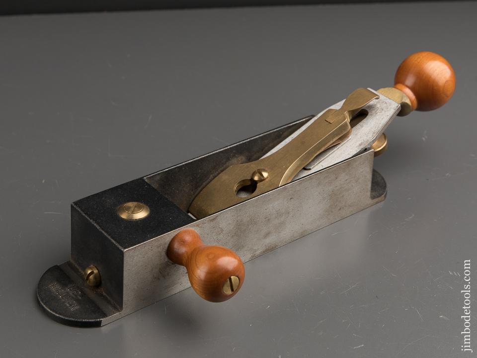 LIE-NIELSEN No. 9 Miter Plane with Side Handle - 90685