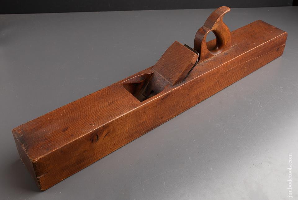 Great User Massive 27 1/2 Dead flat. 2 3/4" iron. A little shake at the nose. Has a glue repair. inch Jointer Plane - 92659
