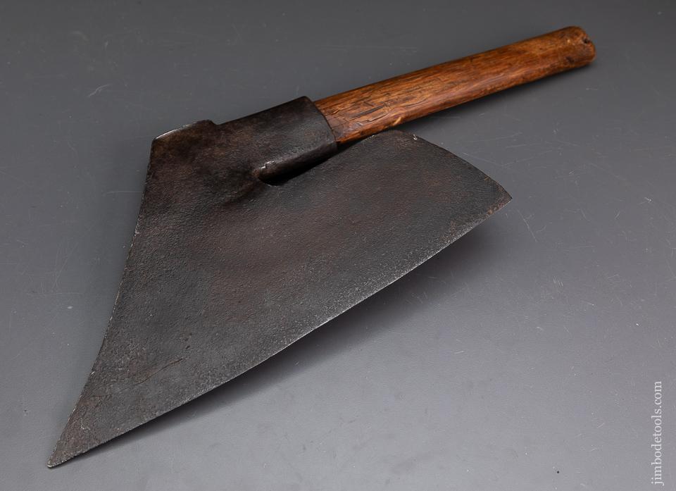 Excellent! Goose Wing Axe with Tree Logo - 93708