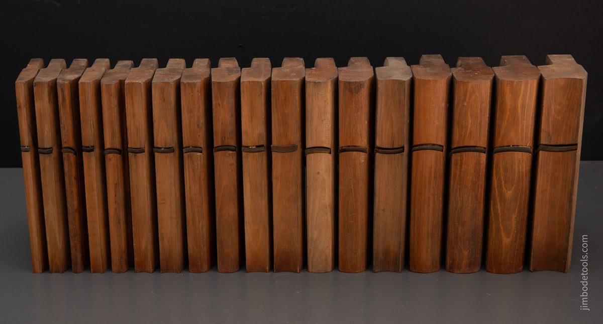 CRISP Set of 18 American Hollows & Rounds Molding Planes by SARGENT & CO - 94260