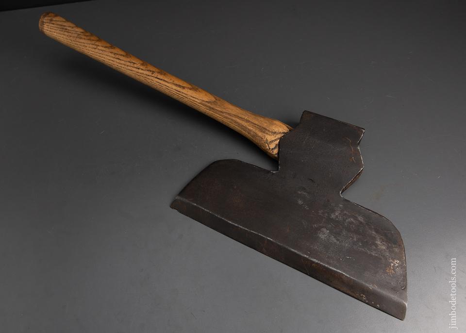 Good Offset Single Bevel Broad Axe - 95341