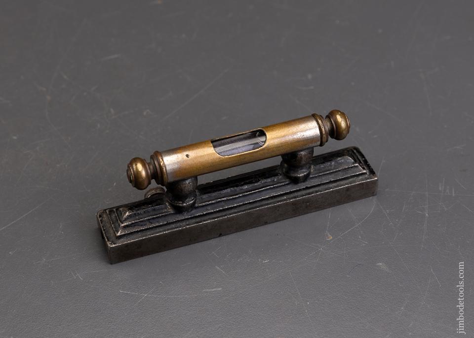 Fancy DAVIS Finial Pedestal Level - 95987