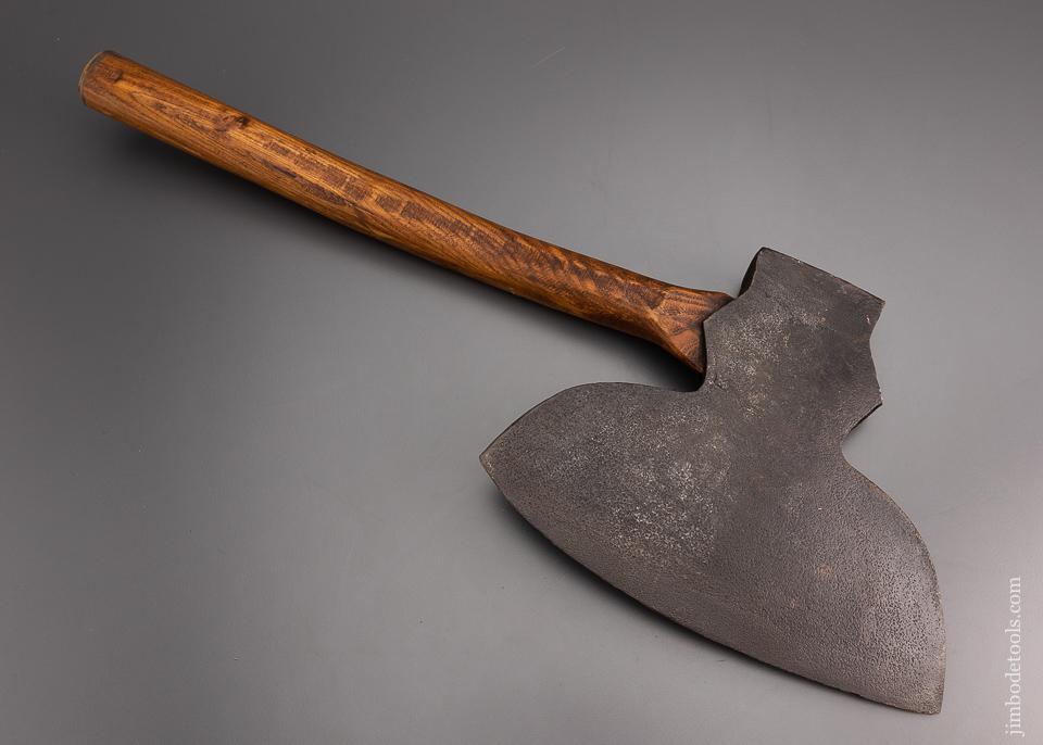 MANN LEWISTOWN Offset Single Bevel Broad Axe Hewing Axe - 96877