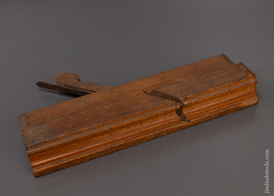 Crisp C.E. CHELOR LIVING IN WRENTHAM 18th Century Moulding Plane - EXCELSIOR 110345