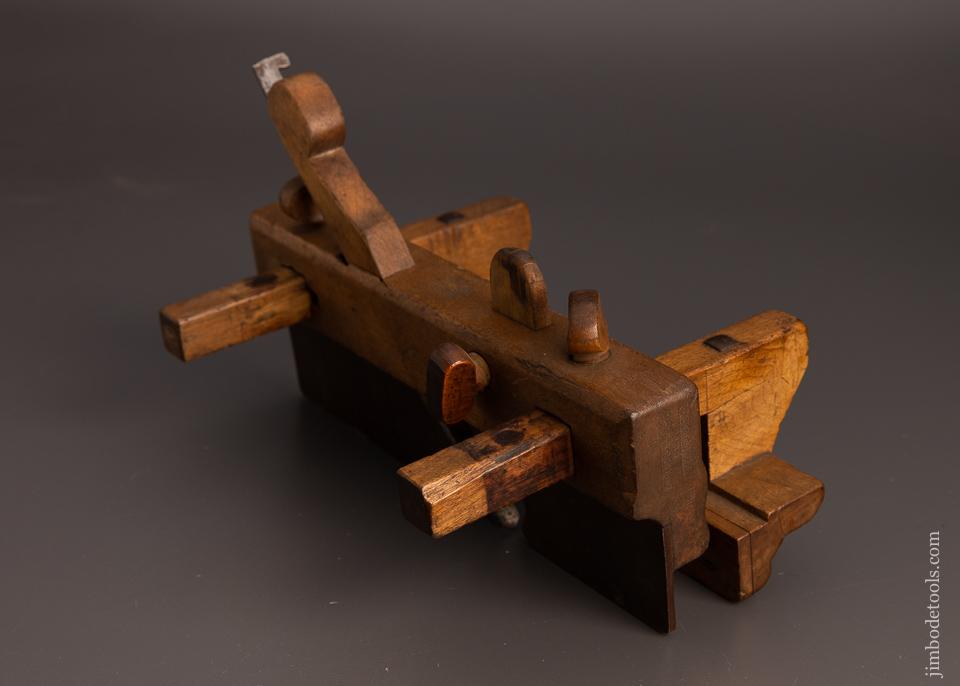 Fine JO FULLER IN PROVIDENCE Yellow Birch 18th Century plow Plane - EXCELSIOR 99224